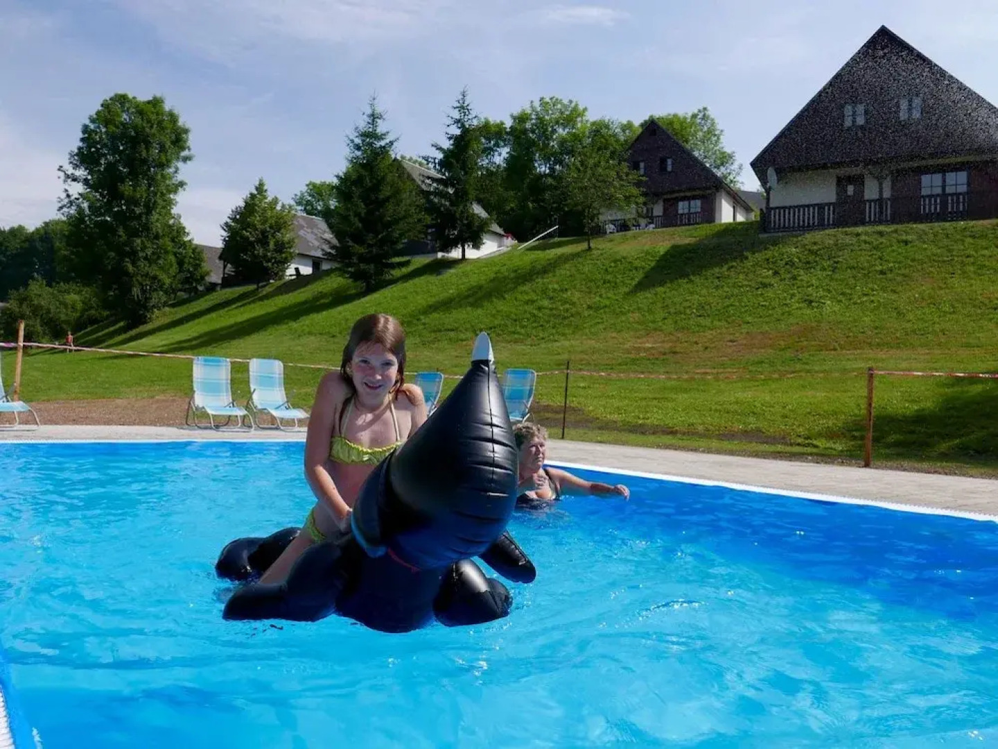 Detached Holiday Home With Veranda Near Cerny Dul