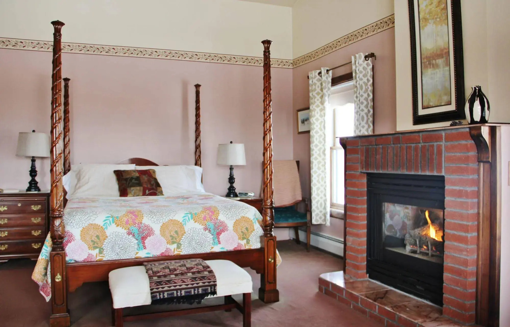 Point au Roche Lodge