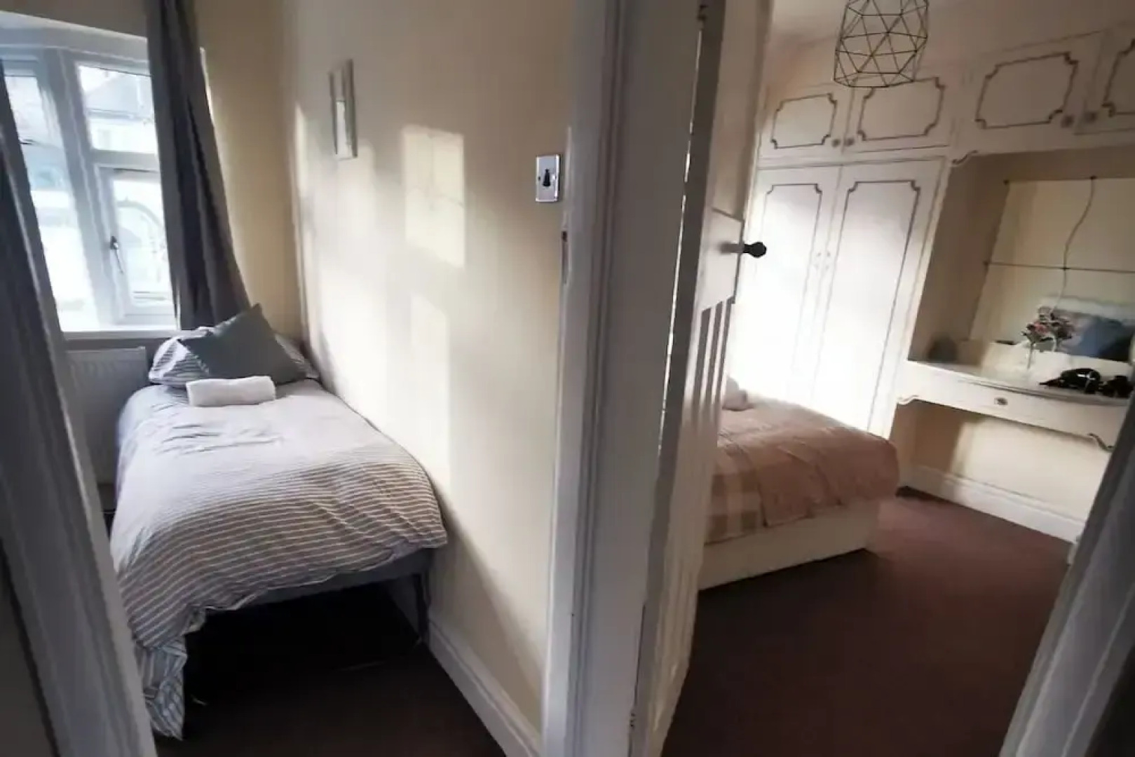 6-bed House - Sleeps 13 - Families & Contractors