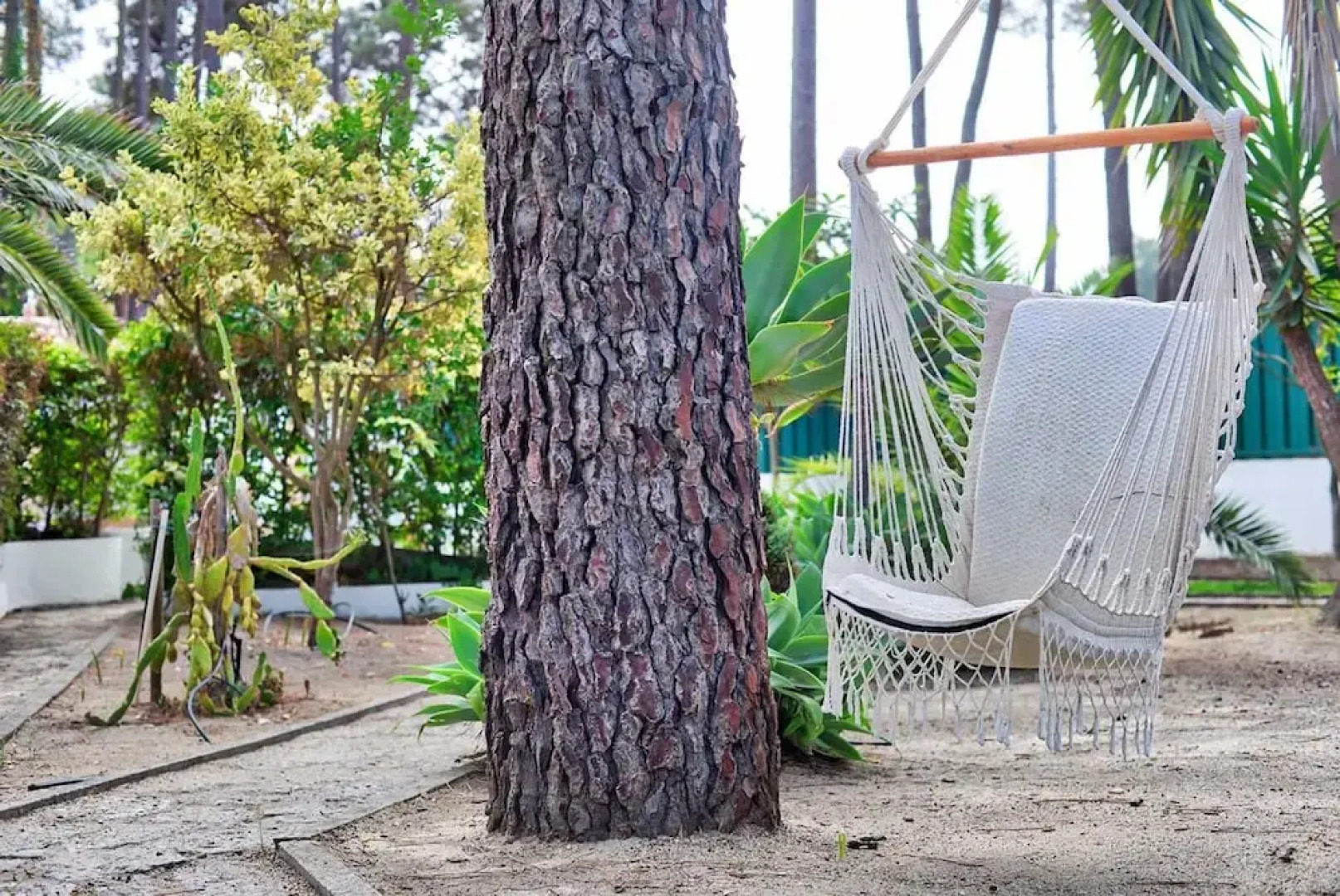 Villa With 2 Bedrooms in Corroios, With Private Pool, Enclosed Garden and Wifi - 5 km From the Beach