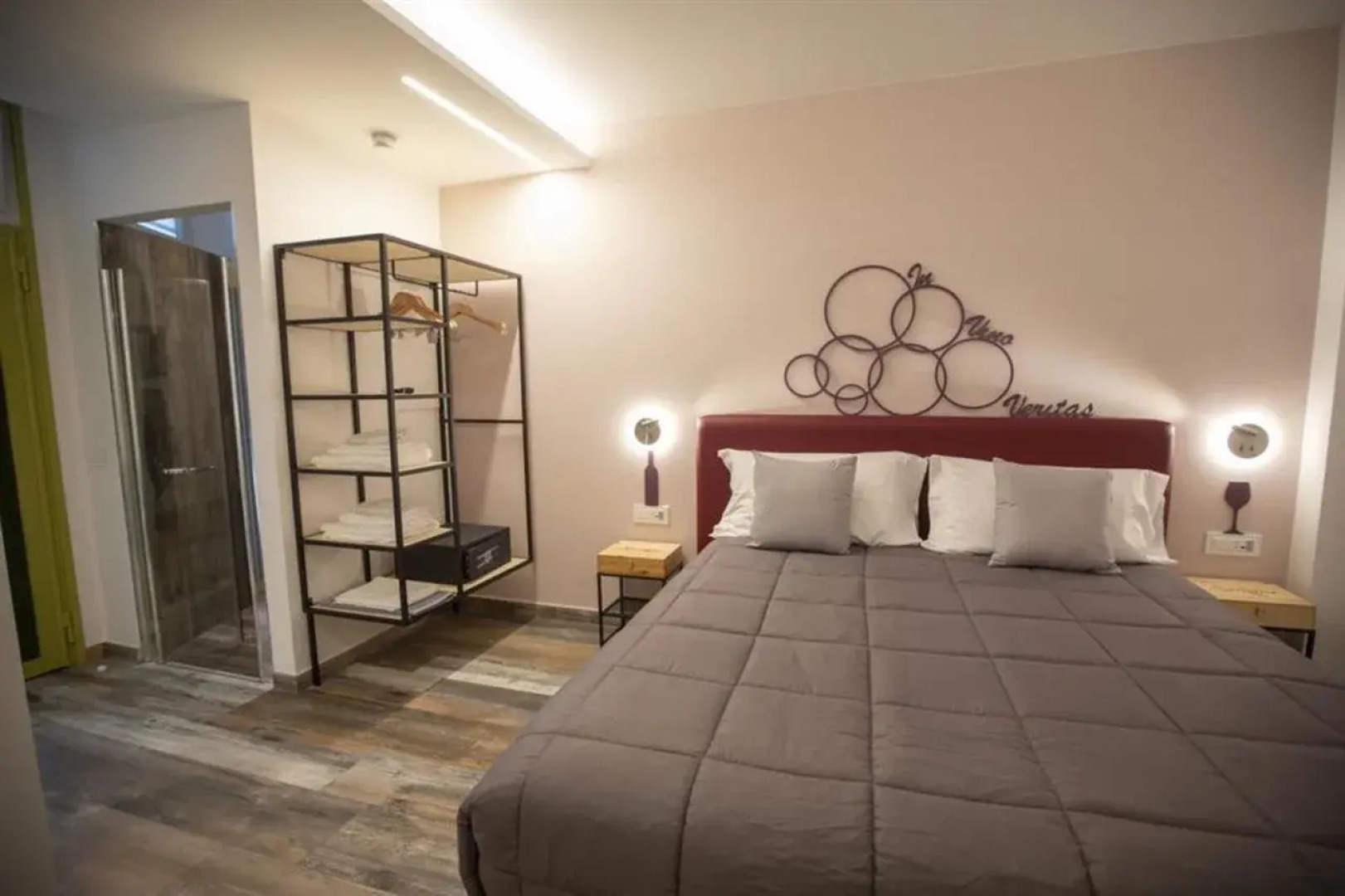 Vesuvio Inn Bed & Wine Experience