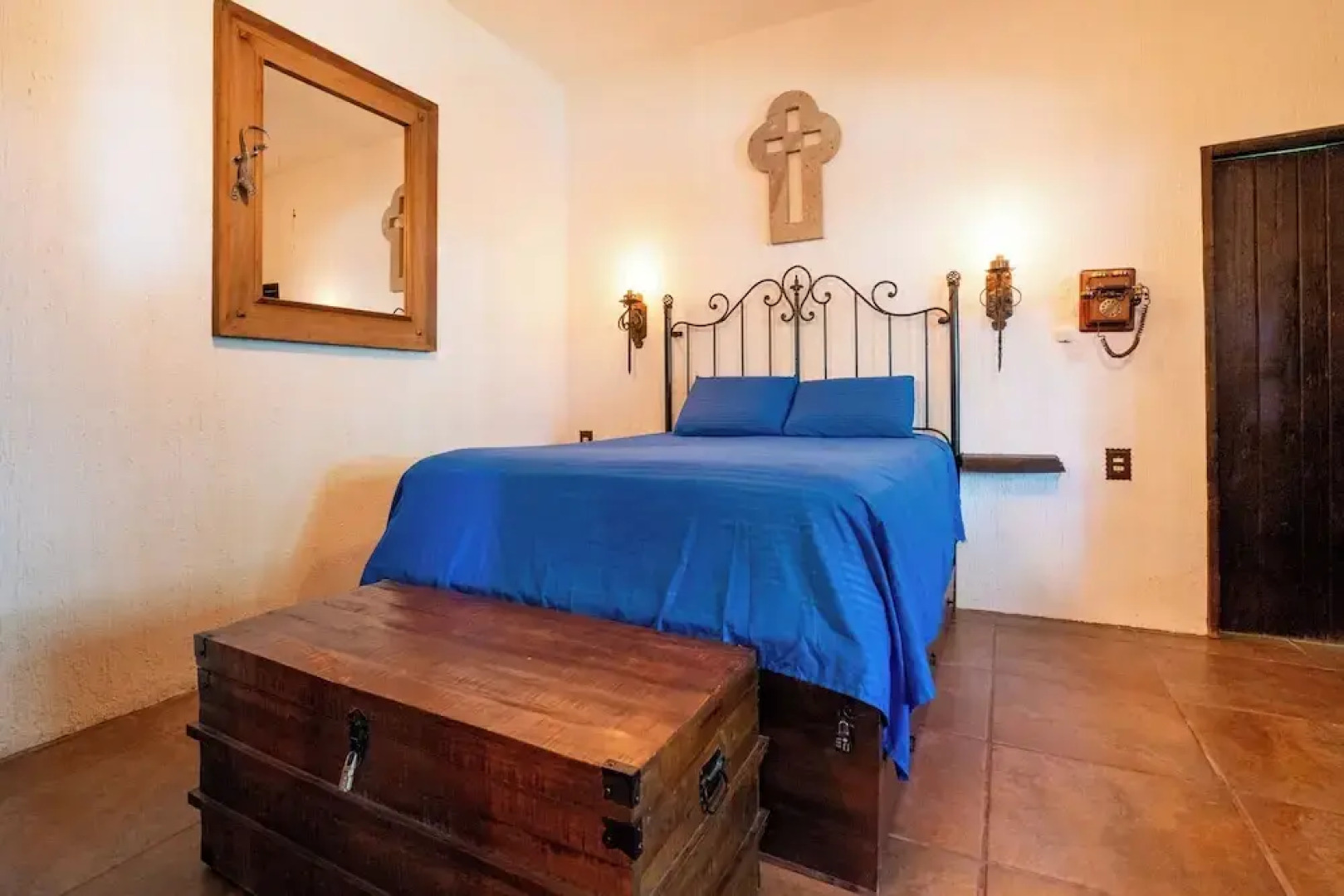 Cozy House with Pool and 3 Bedrooms