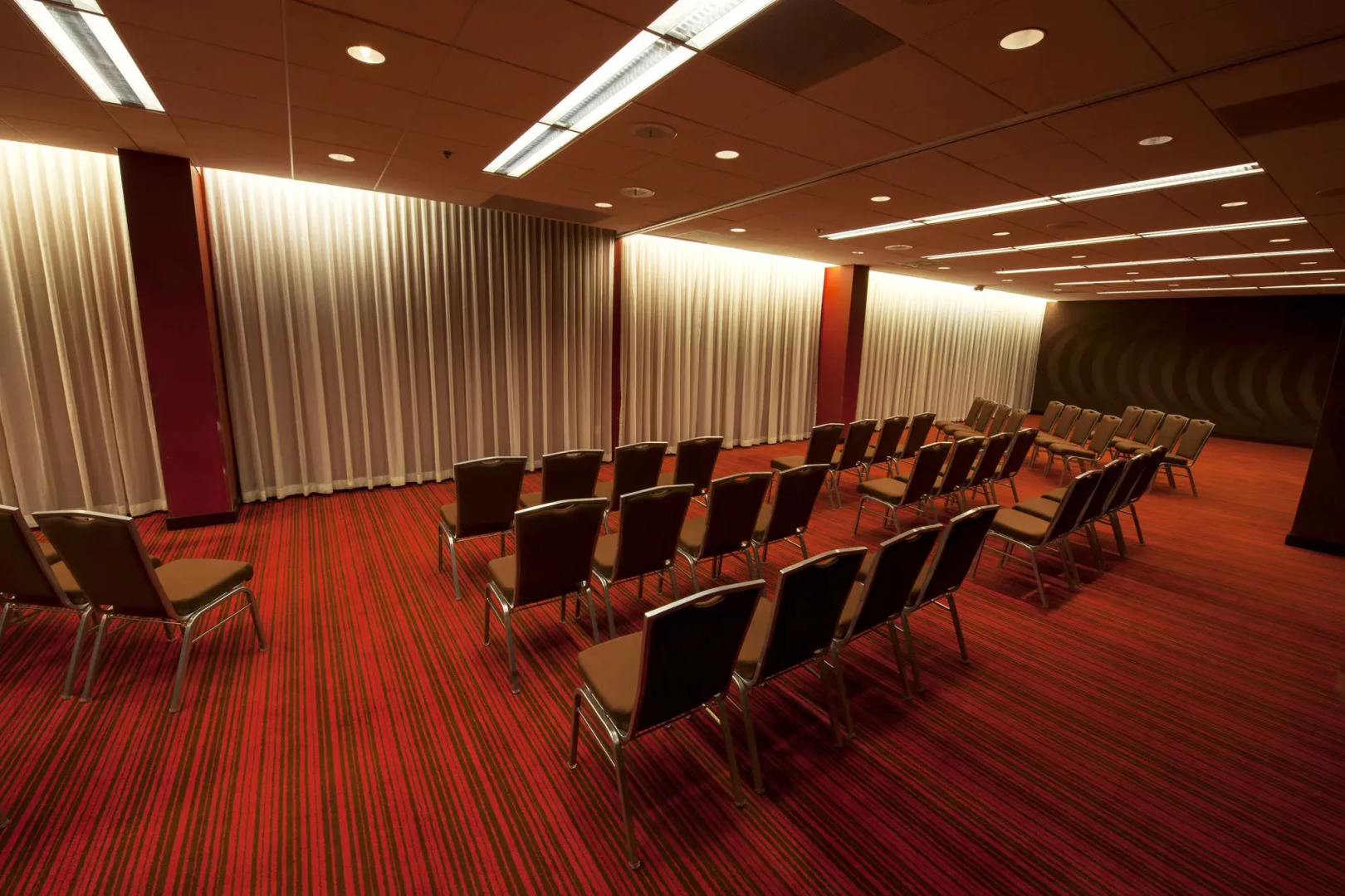 Saint Kate - The Arts Hotel