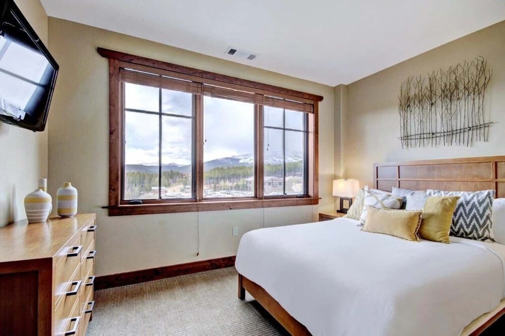 At Base Of Peak 8, Steps From Winter Activities 3 Bedroom Condo by RedAwning