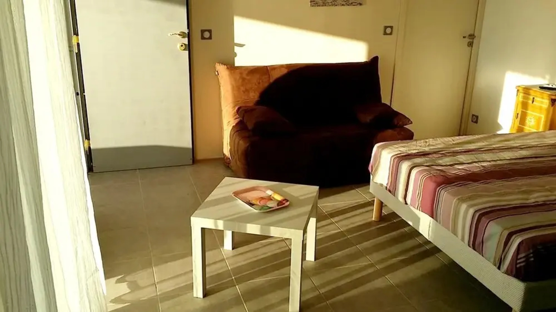 Studio in Villeneuve-lès-avignon, With Wonderful Mountain View, Pool A