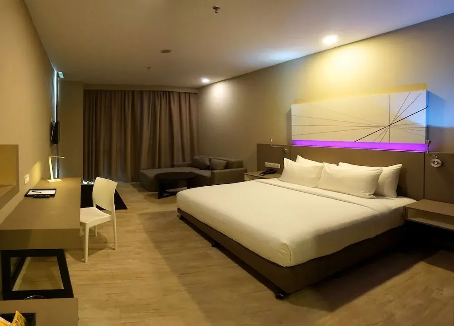 Q Stay at Hotel Damansara