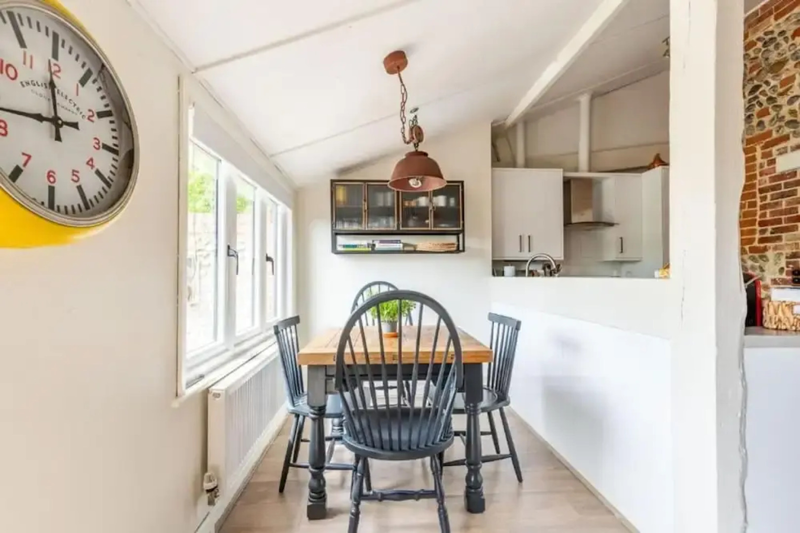 Host Stay Nicholson Cottage