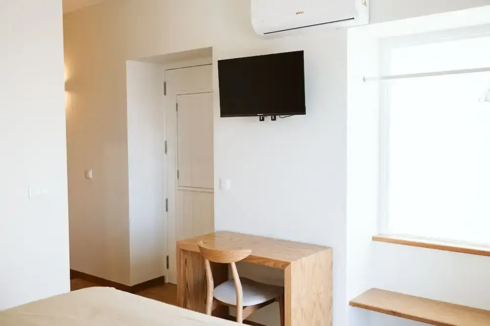 Casa das Andorinhas - 1 Bedroom Apartment Sleeps 4