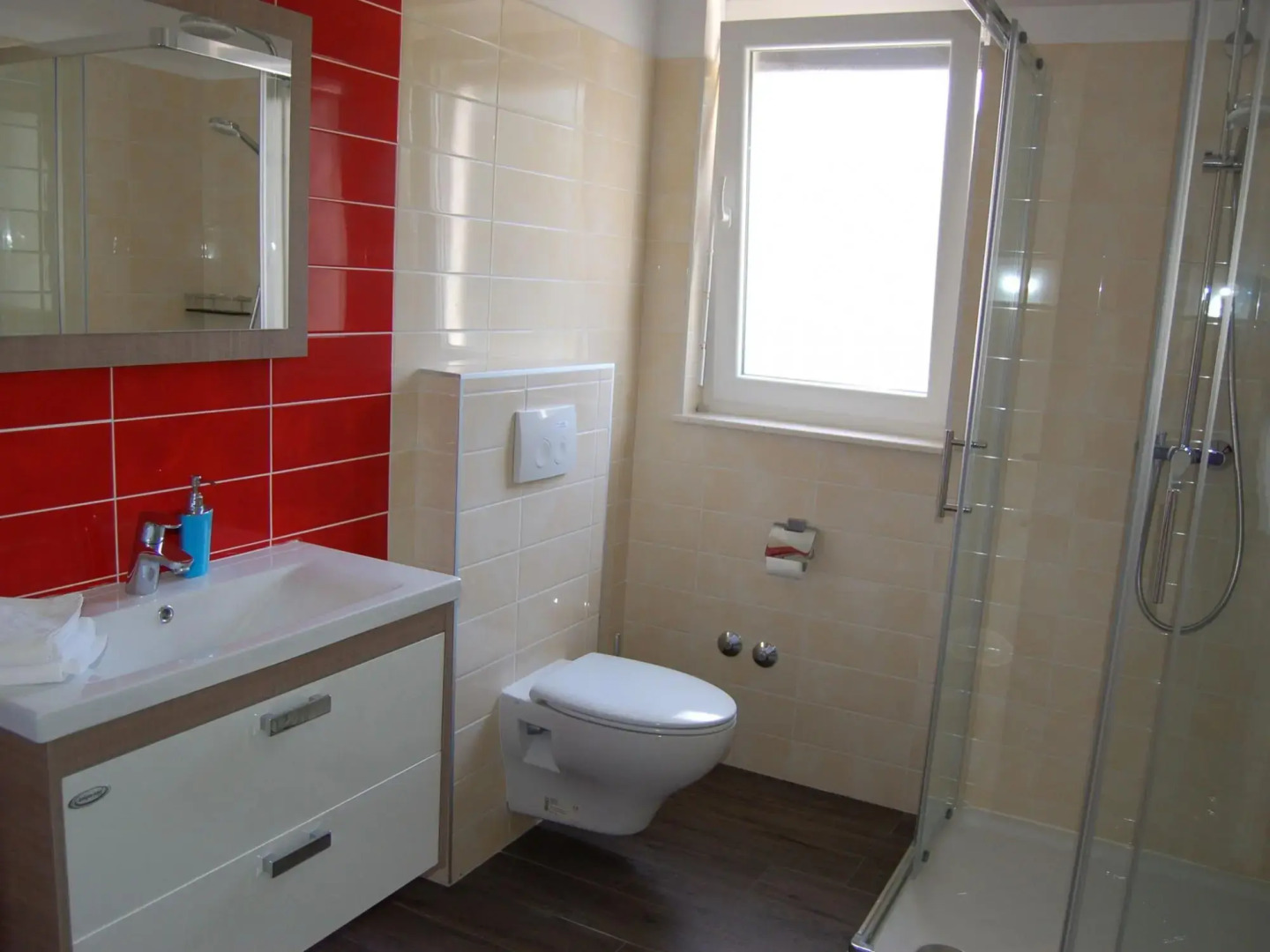 Modern holiday home with terrace,100 m distant from the sea !