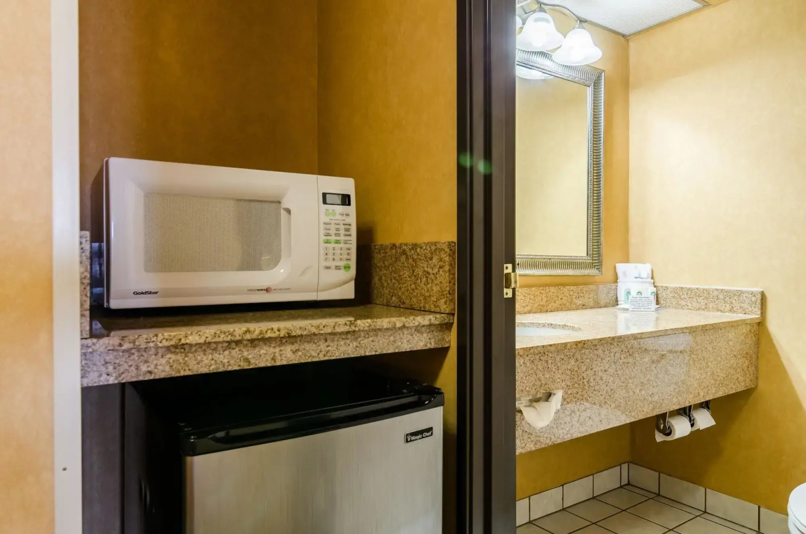 Quality Inn & Suites Manhattan