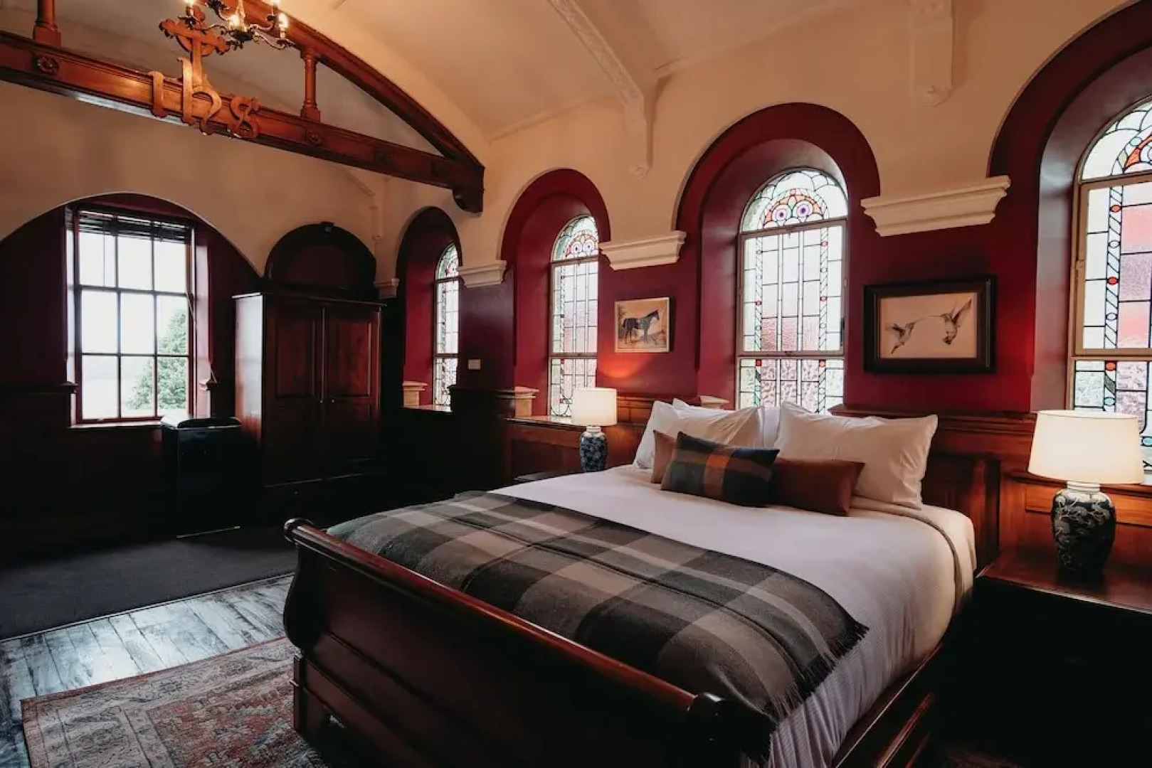 Dunedin House- Boutique Hotel