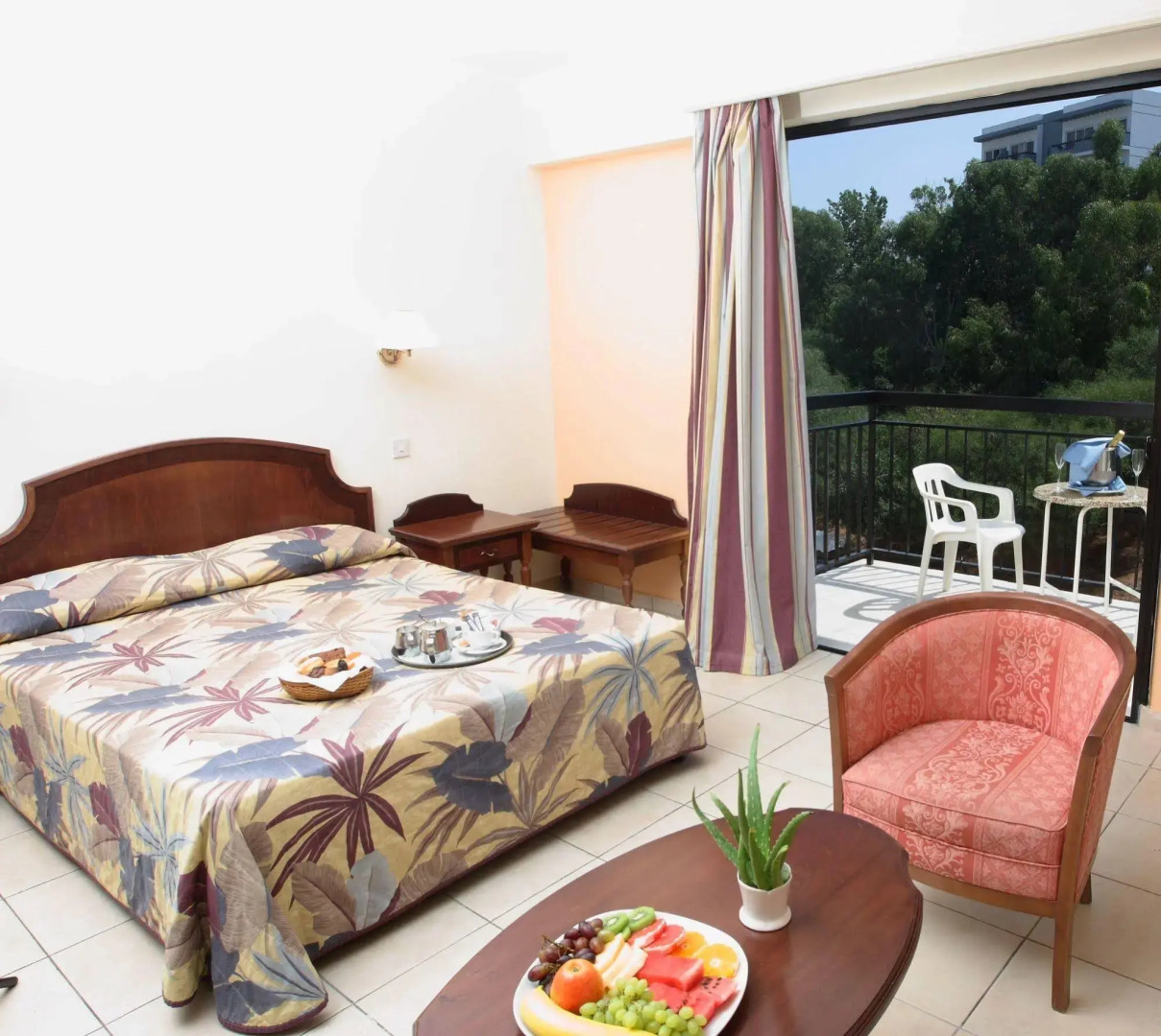 Tsokkos Gardens Hotel & Hotel Apartments