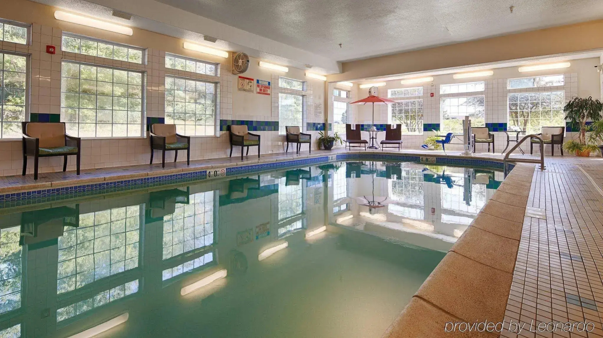 Best Western Plus Des Moines West Inn & Suites