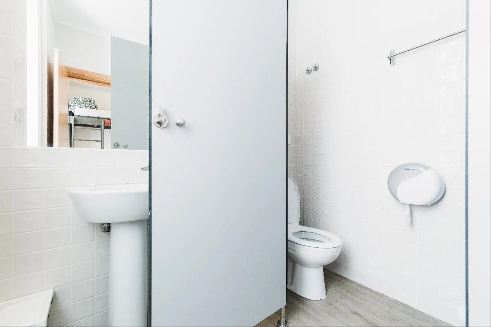 Хостел WOT Patio Social