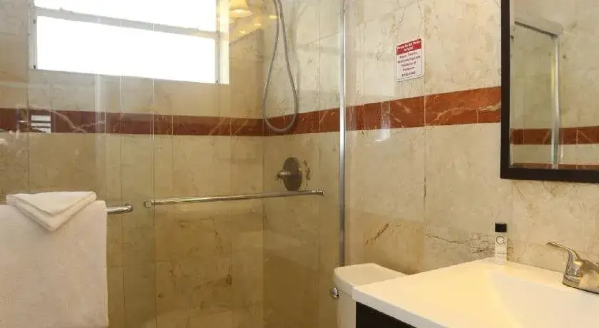 Lauderdale Villas, Suites by the Sea