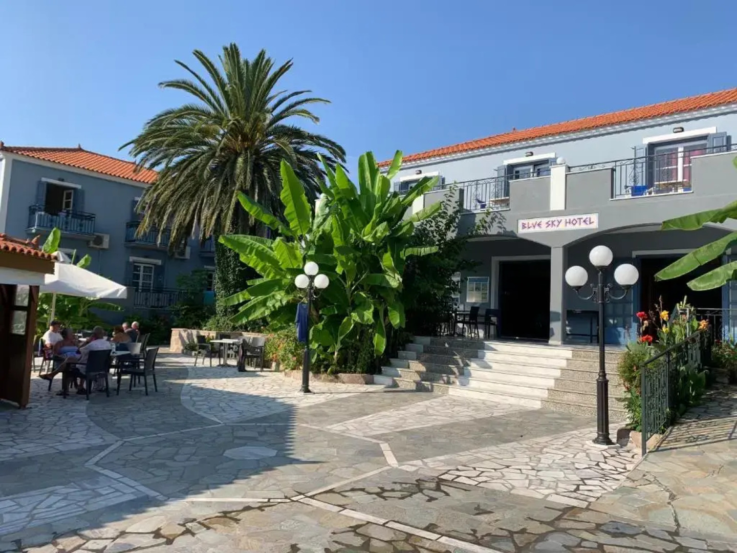 Blue Sky Hotel
