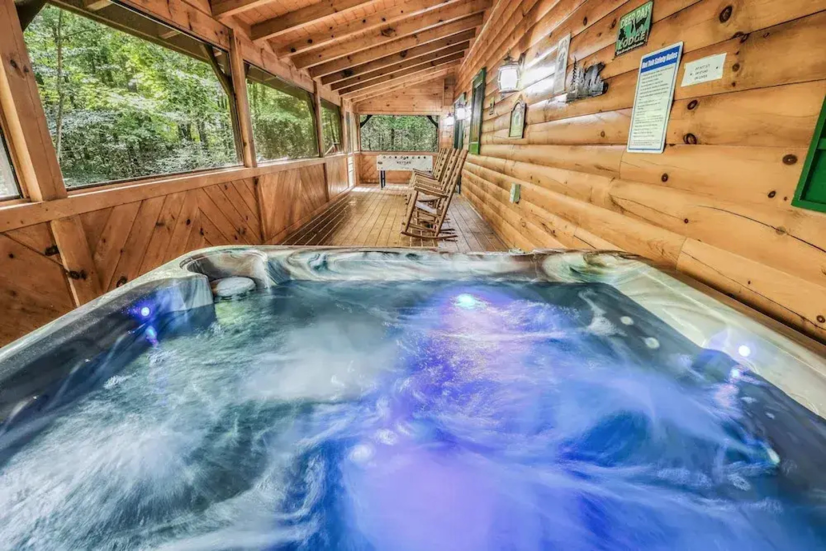 A Mountain Spirit 3 Bedroom Cabin by RedAwning