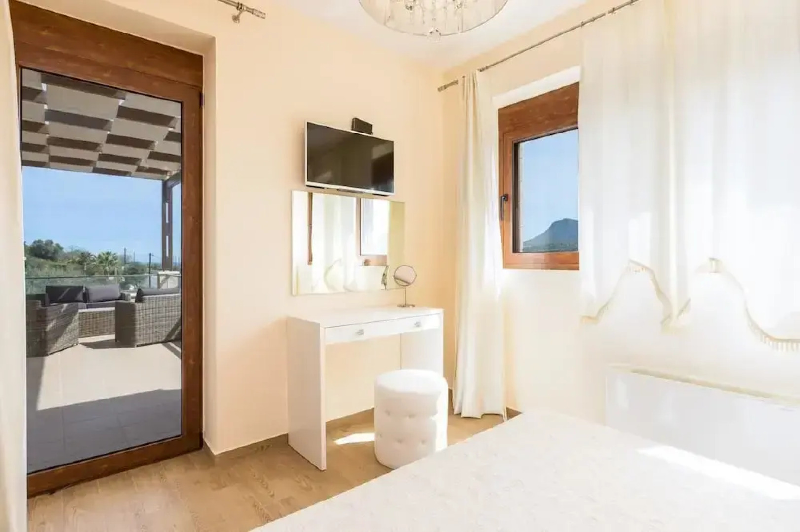 Levanta Luxury Stone Villa