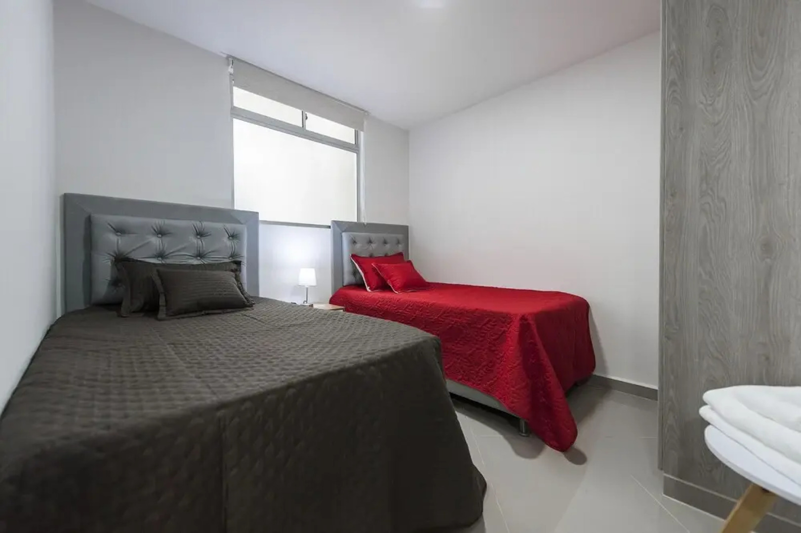 Edificio Portal del Parque by Nomad Guru