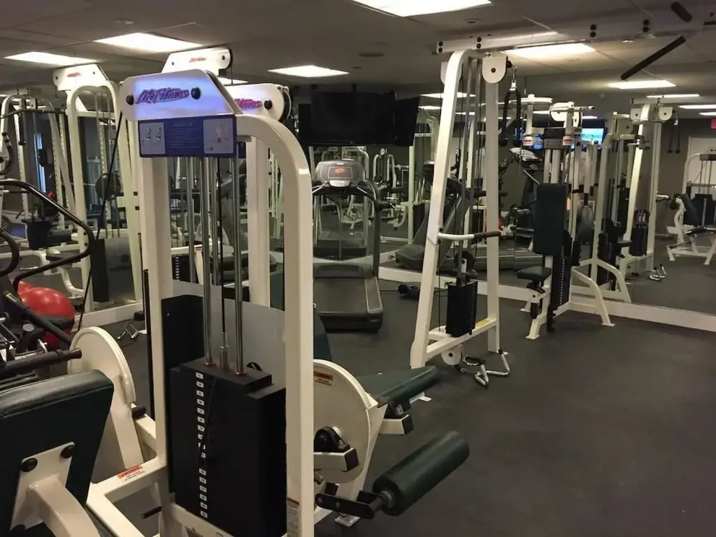 One Bedroom Apartment Near Fenway Park by Namastay