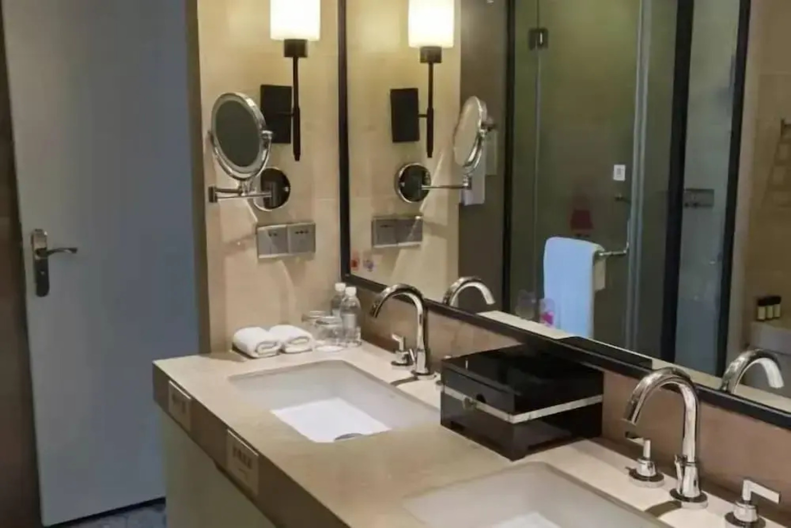 Jiuhua Jin Jiang International Hotel