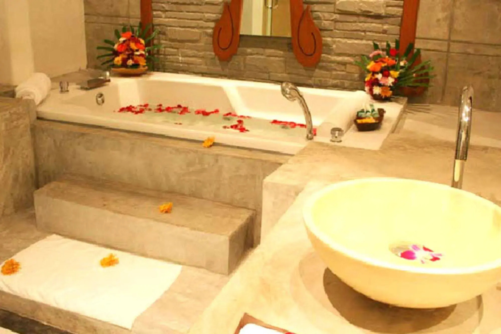 Sand Sea Beach Resort