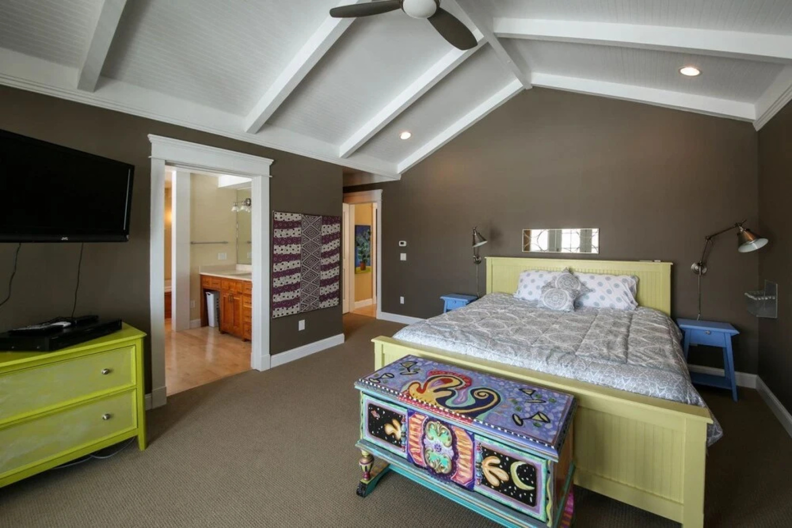 Bozeman - Beach Escape