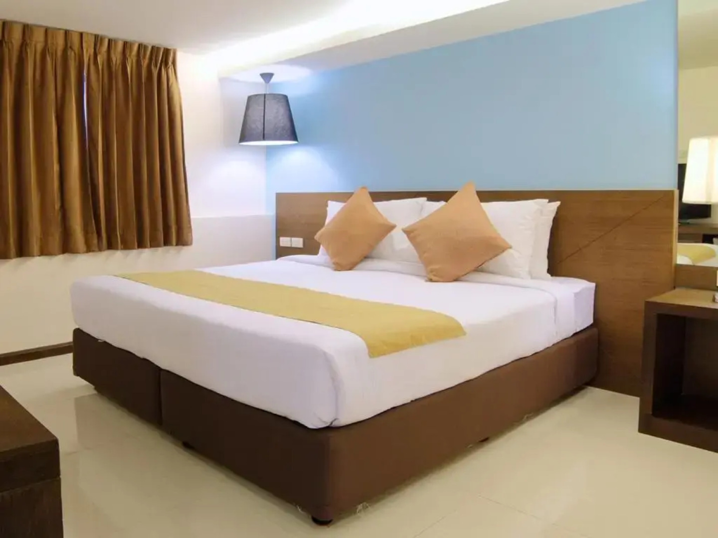 Отель Grand Alpine