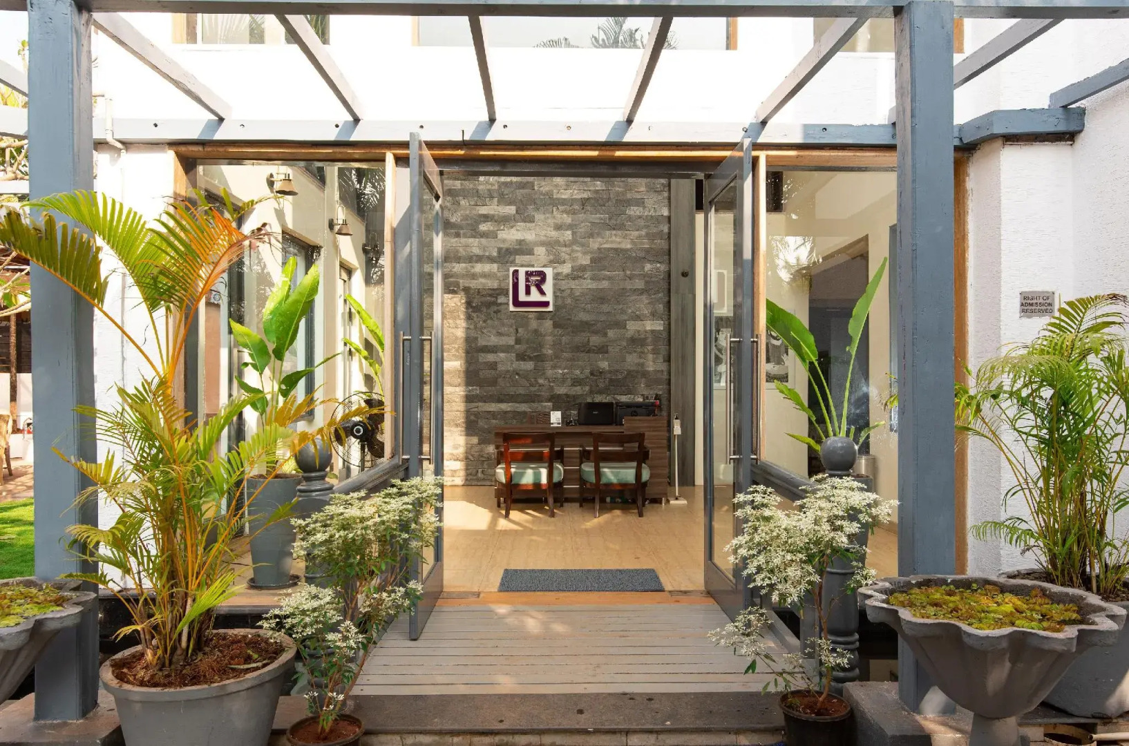 Living Room by Seasons Hotels