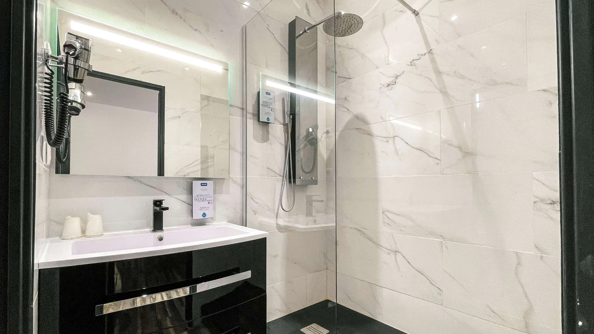 Kyriad Marseille Blancarde - Timone