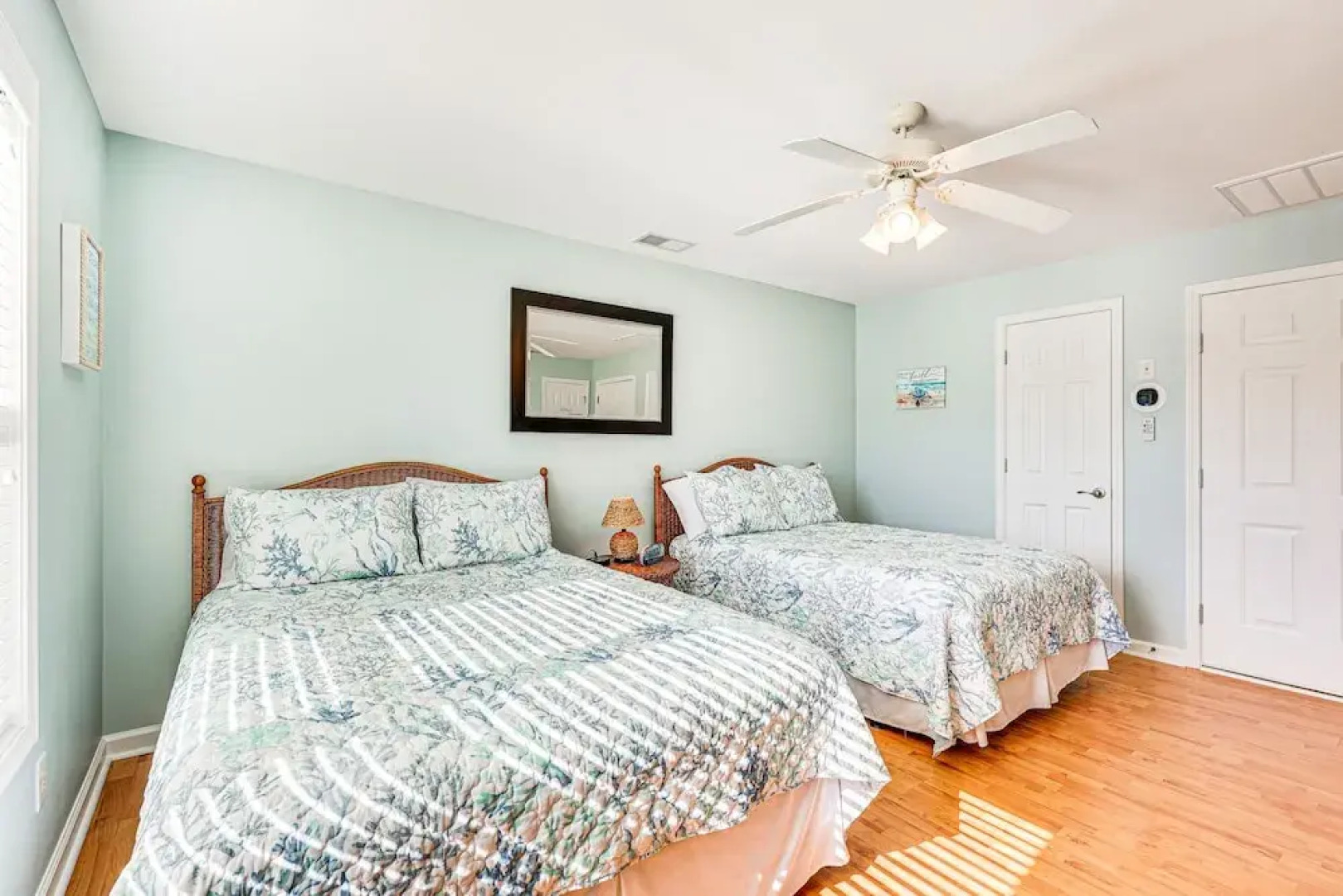 Marina & Beach Club Access: Condo in Southport