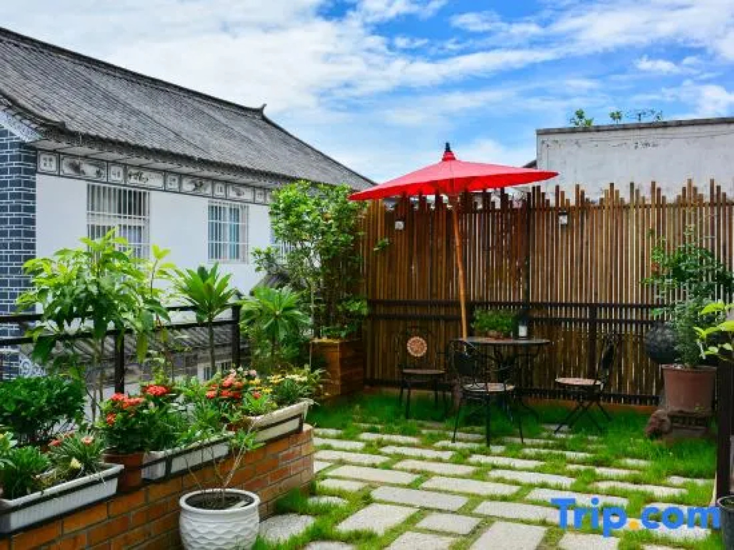 Dali Tai Lanna Boutique Guest House