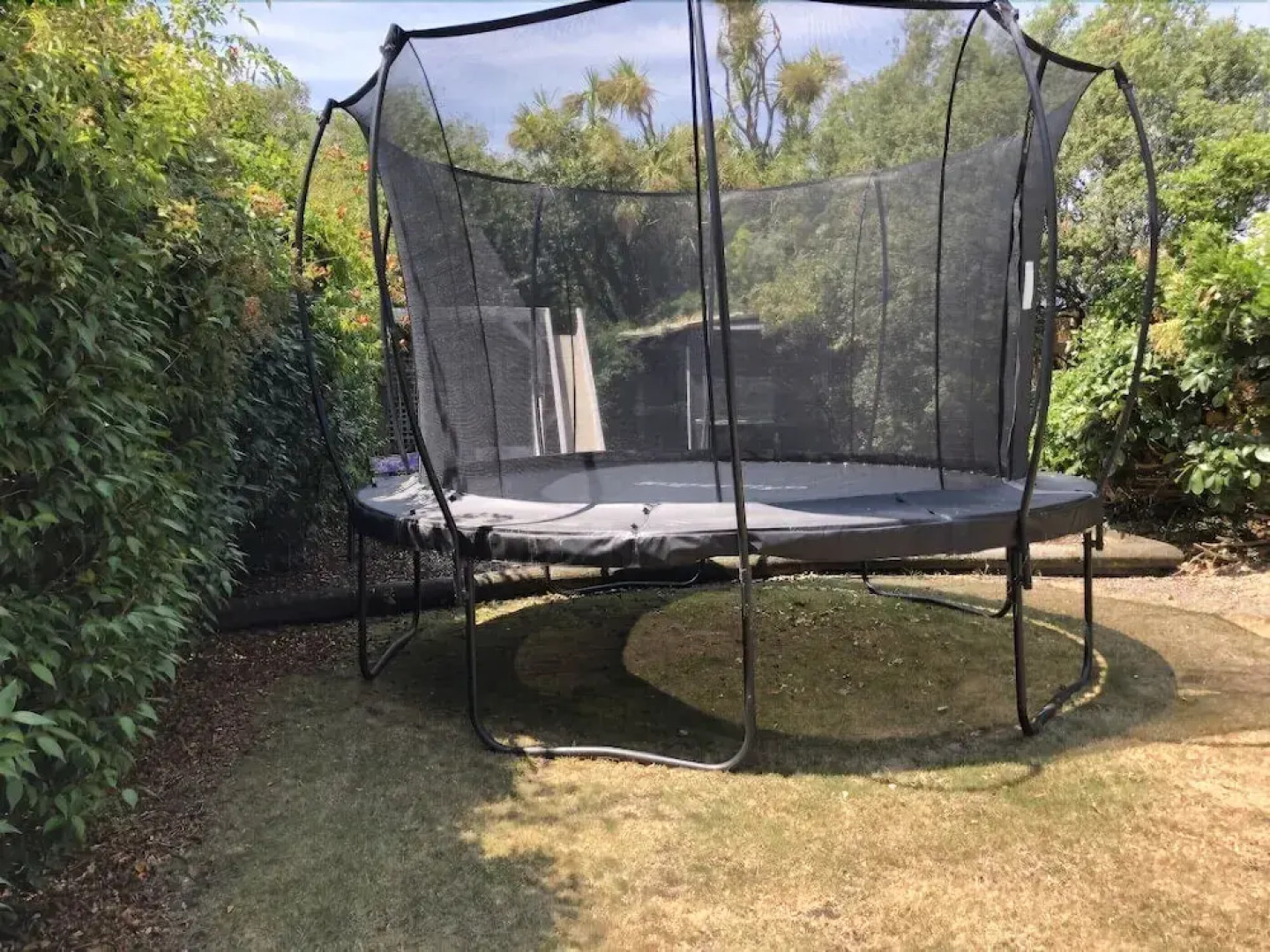 The Highwayman Motel