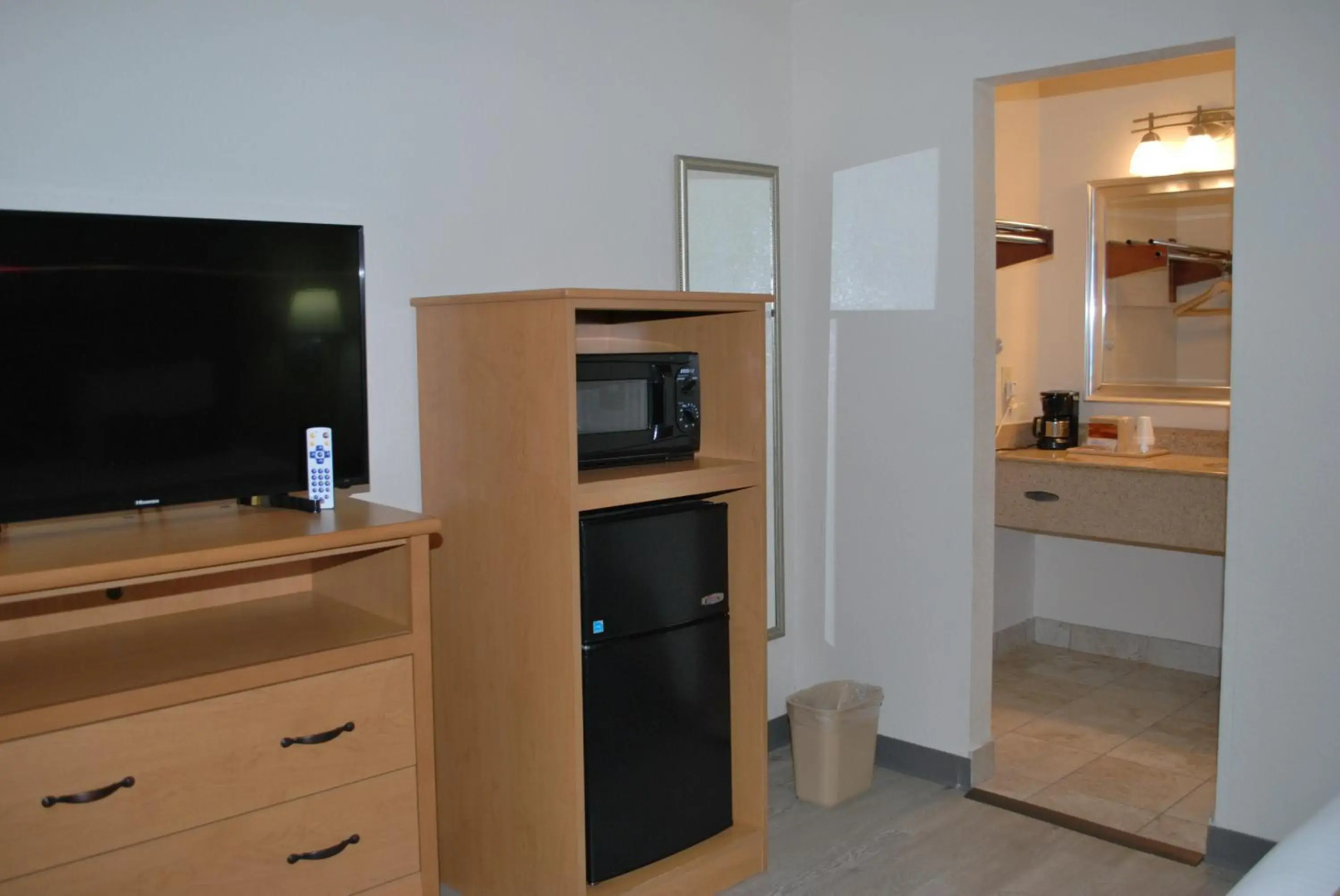 Americas Best Value Inn and Suites DeSoto