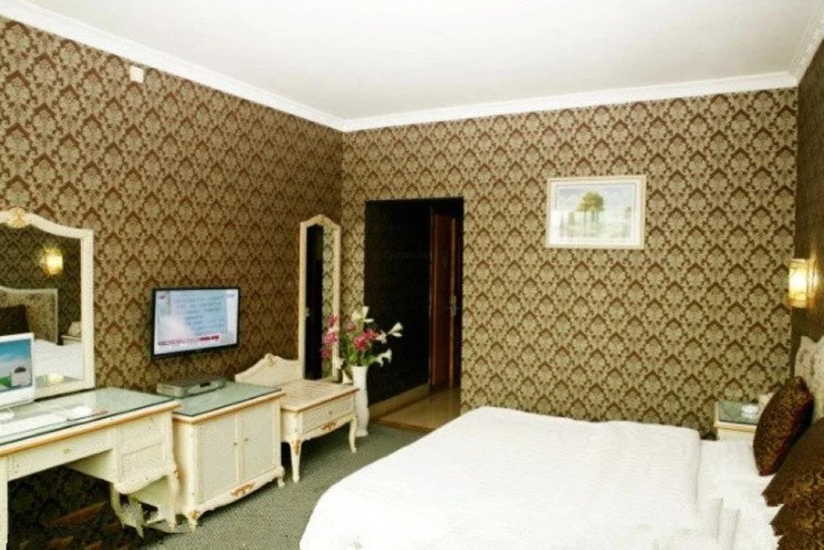 Mianyang Santai Nanhe Business Inn