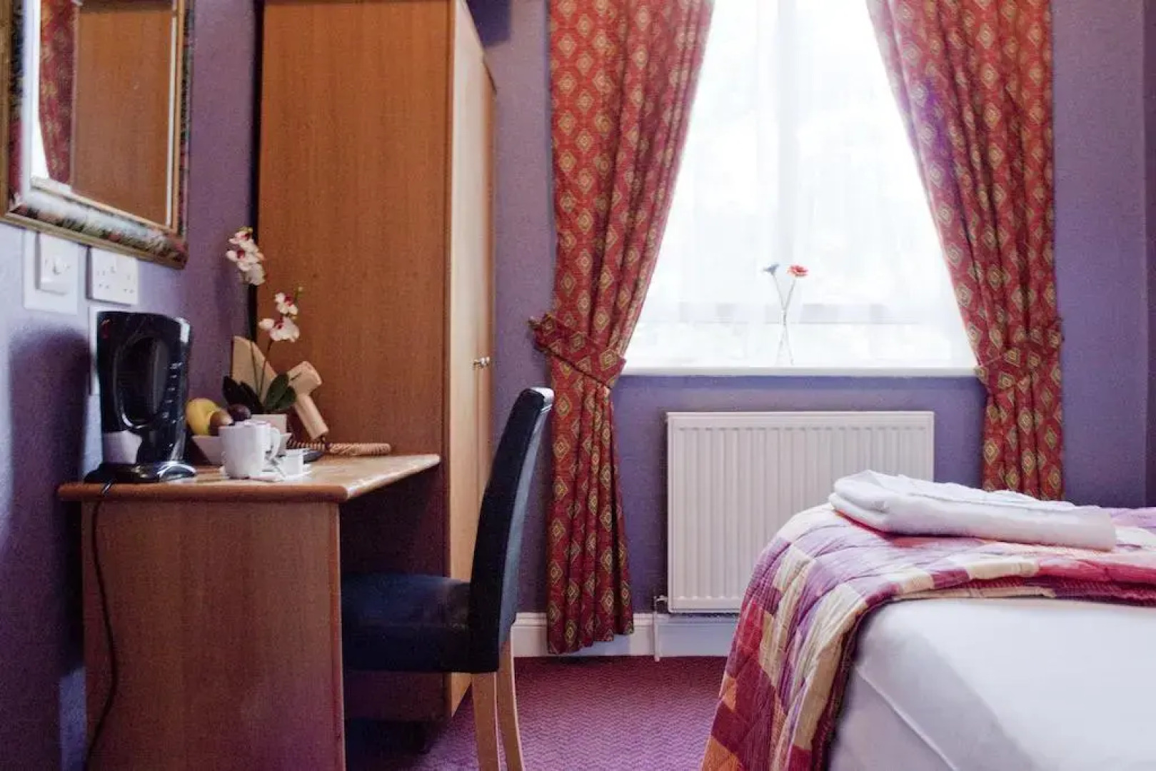 Lord Kensington Hotel