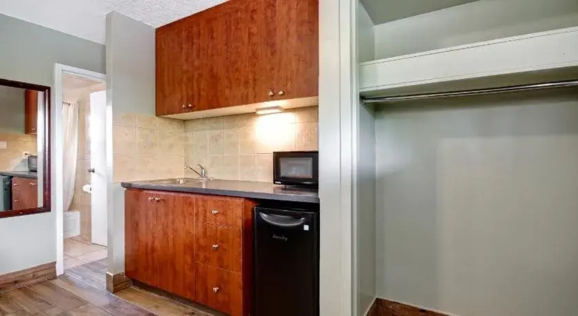 Canadas Best Value Inn-Burlington/Hamilton