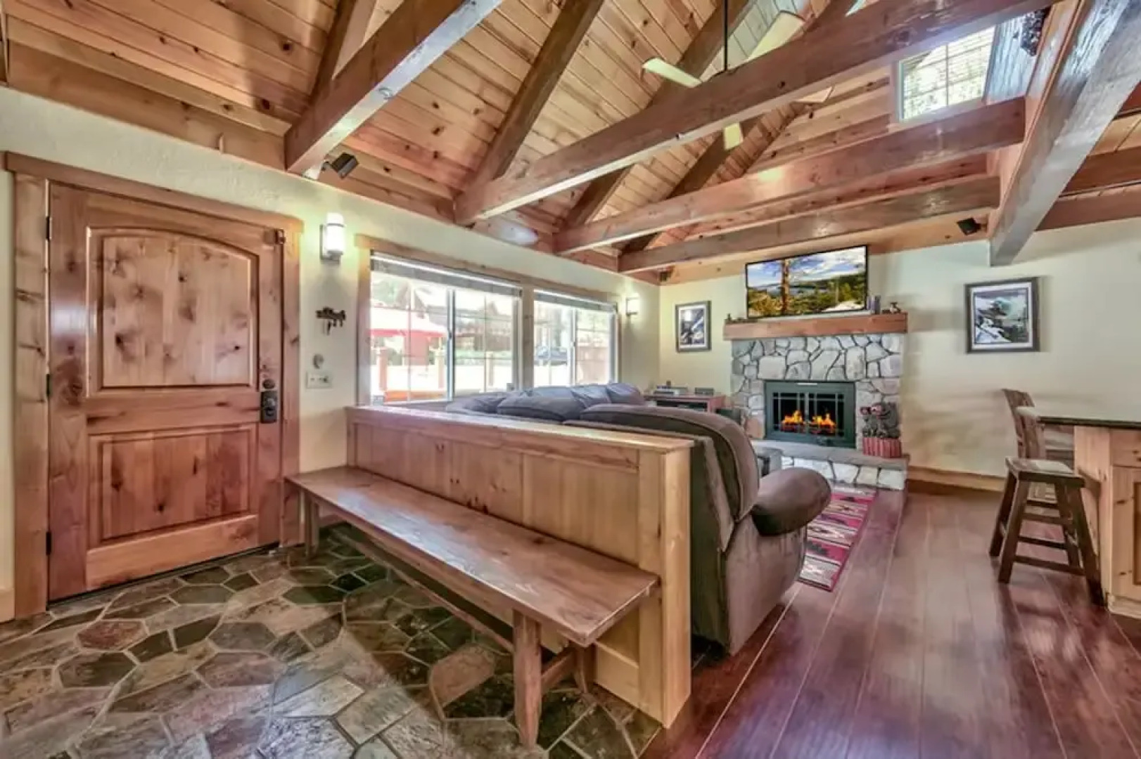 1581 Tionontati St Home