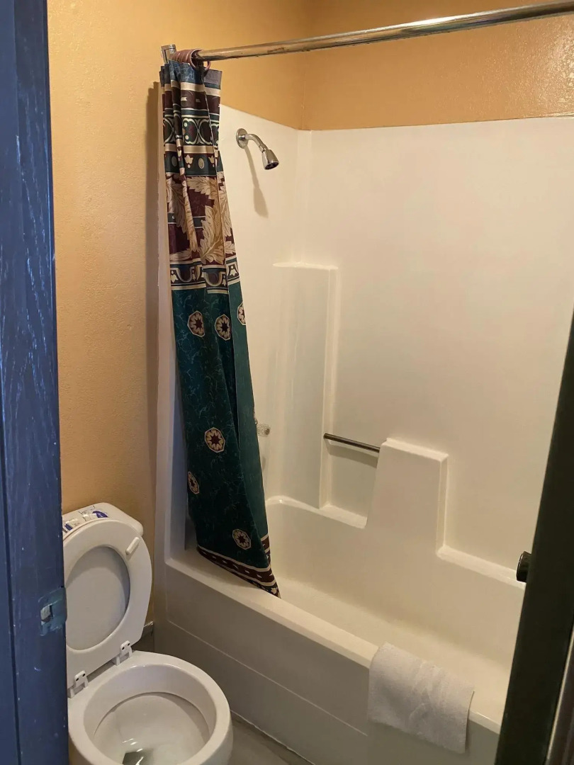 Executive Inn and Suites