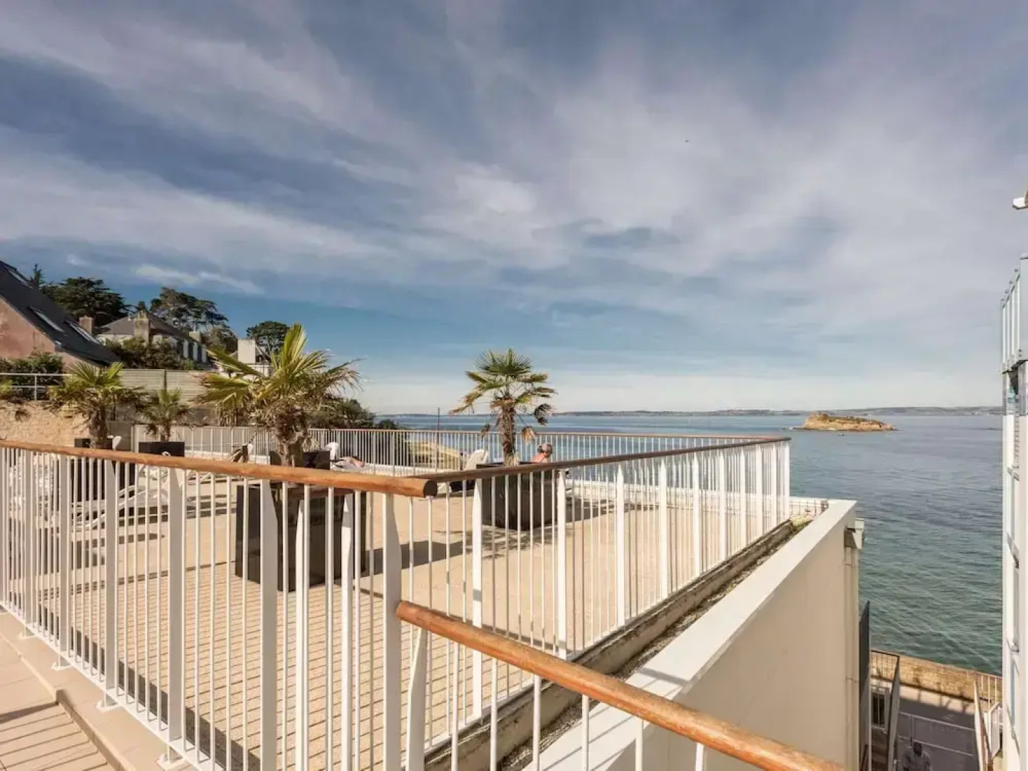 Seafront Apartment Near a Beach