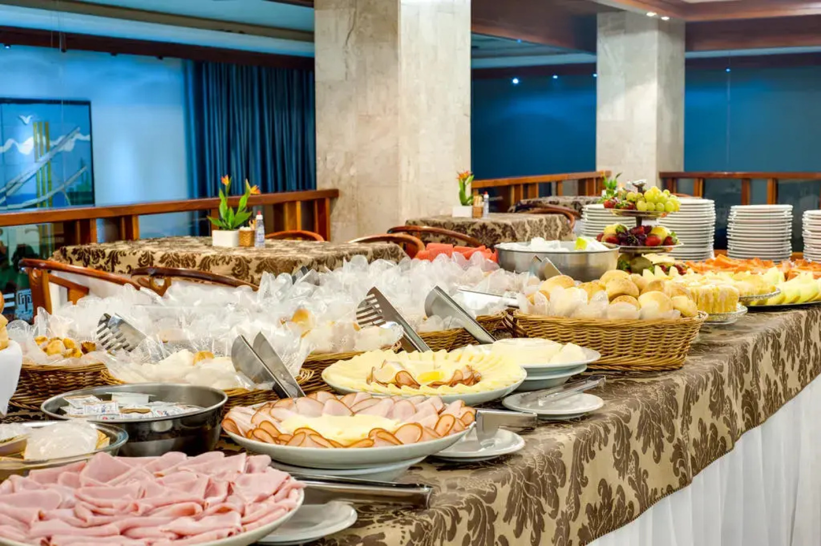 Oft Tamandare Plaza Hotel