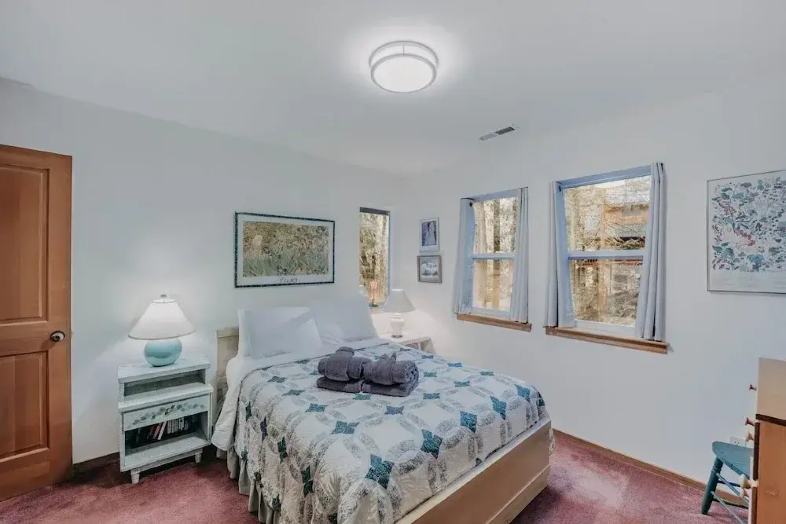 51sl - Ping Pong - Fireplace - D/w - W/d - Sleeps 8 3 Bedroom Home by RedAwning