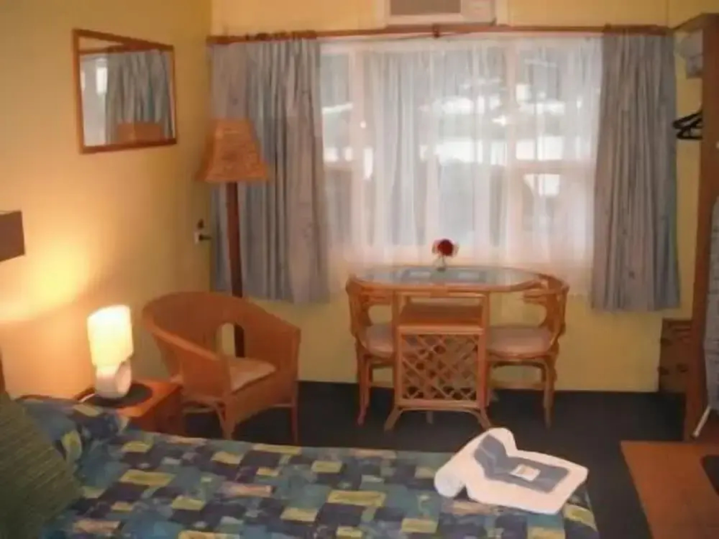 Black Swan Waterfront Motel