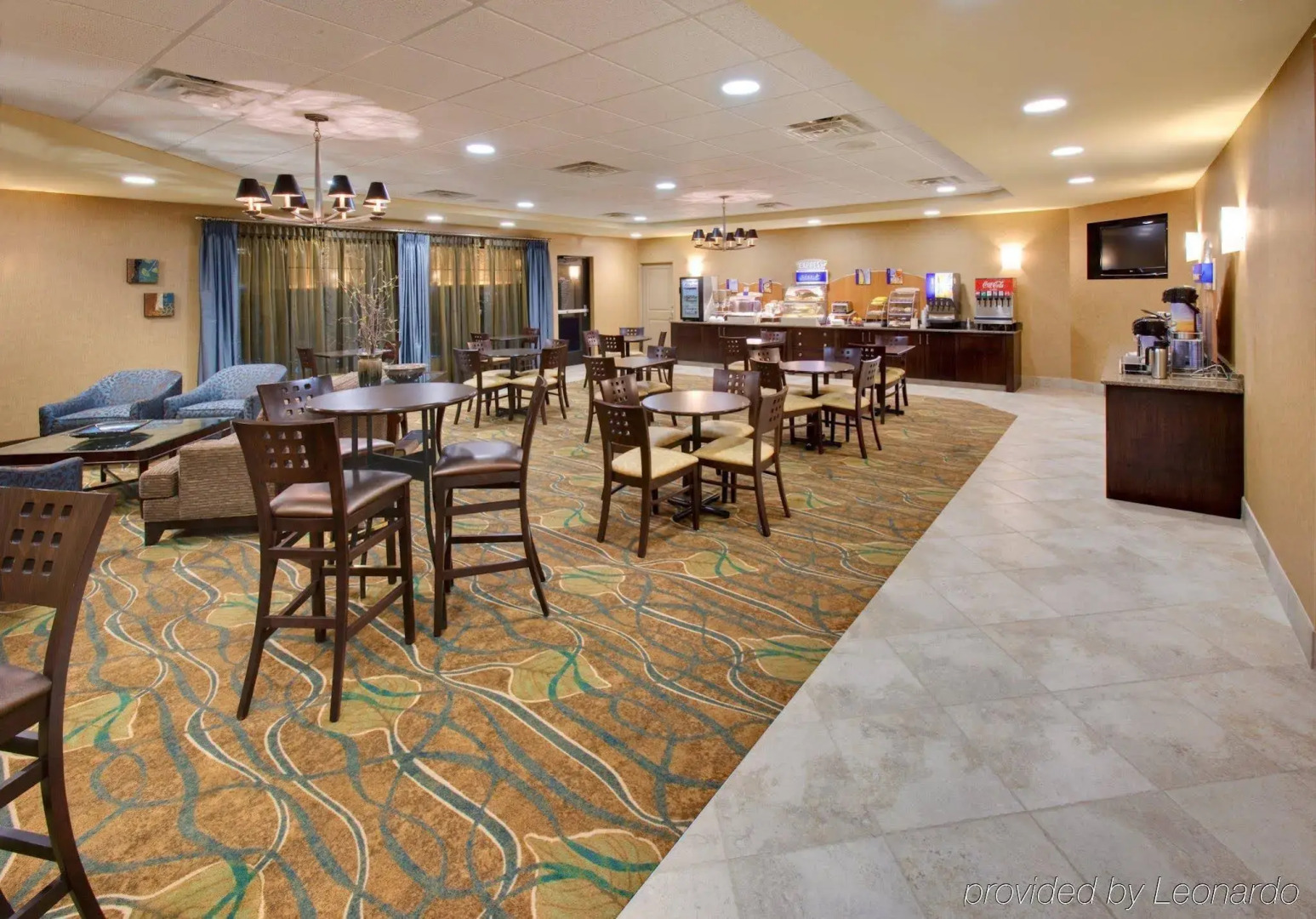 Holiday Inn Express Hotel & Suites Grand Island by IHG