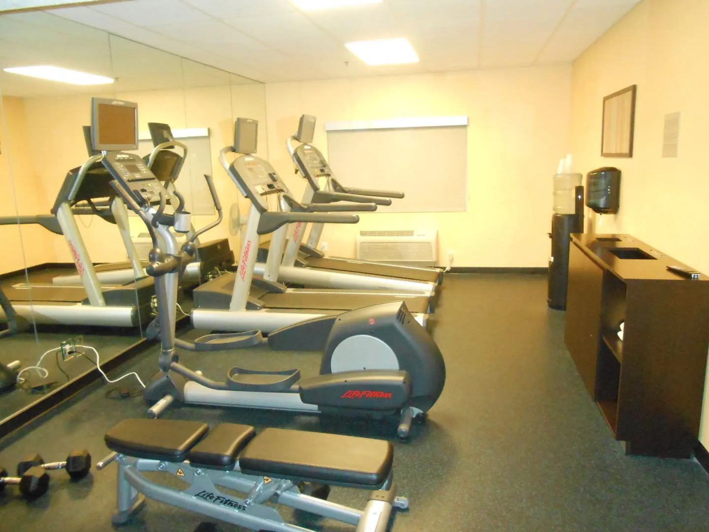 Holiday Inn Express & Suites Phoenix - Mesa West by IHG