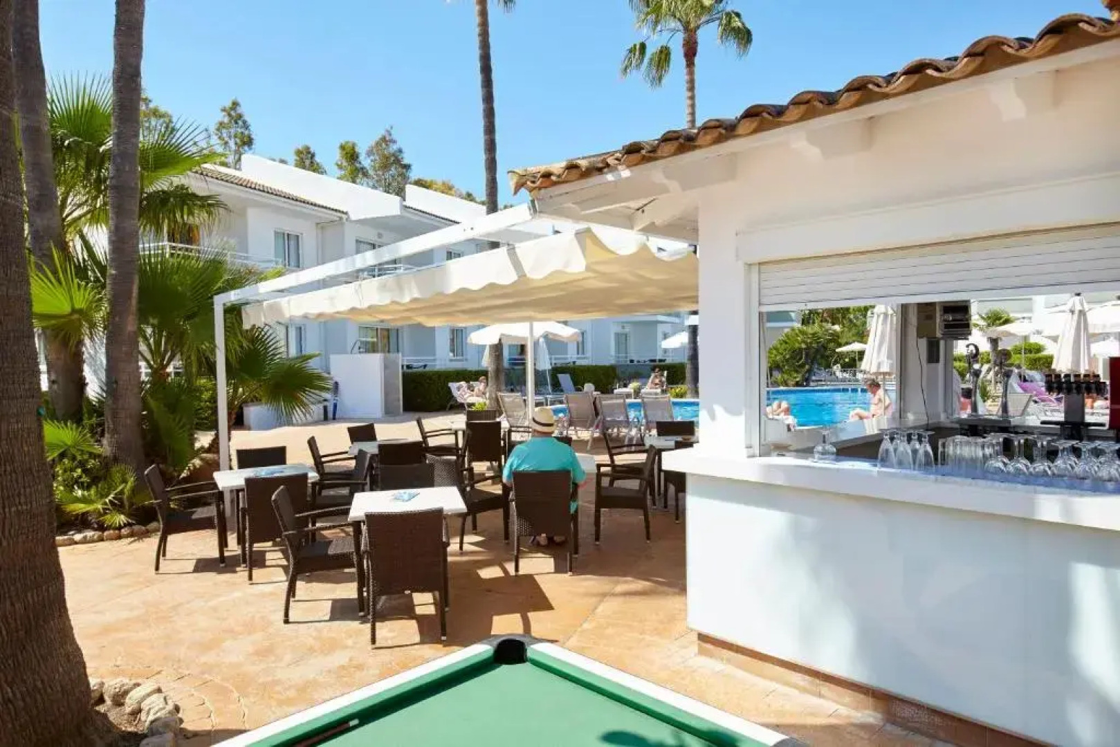 Universal Aparthotel Elisa