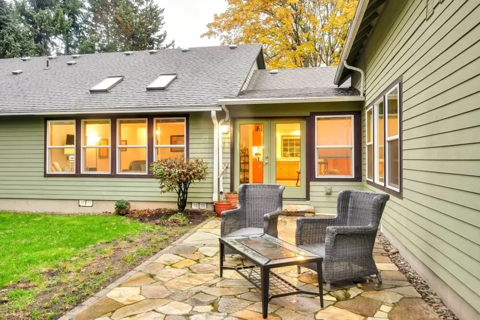 Dog-friendly Milwaukie Home: 9 Mi to Dtwn Portland