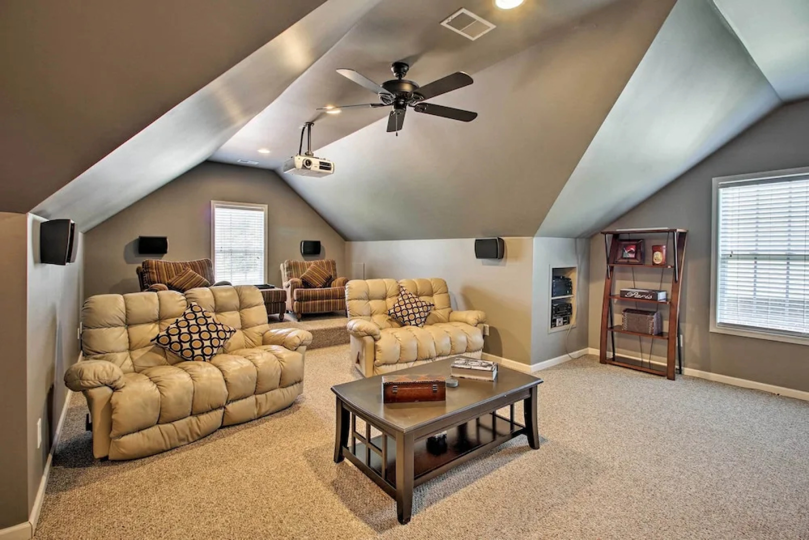 Gallatin House on Long Hollow Golf Course!