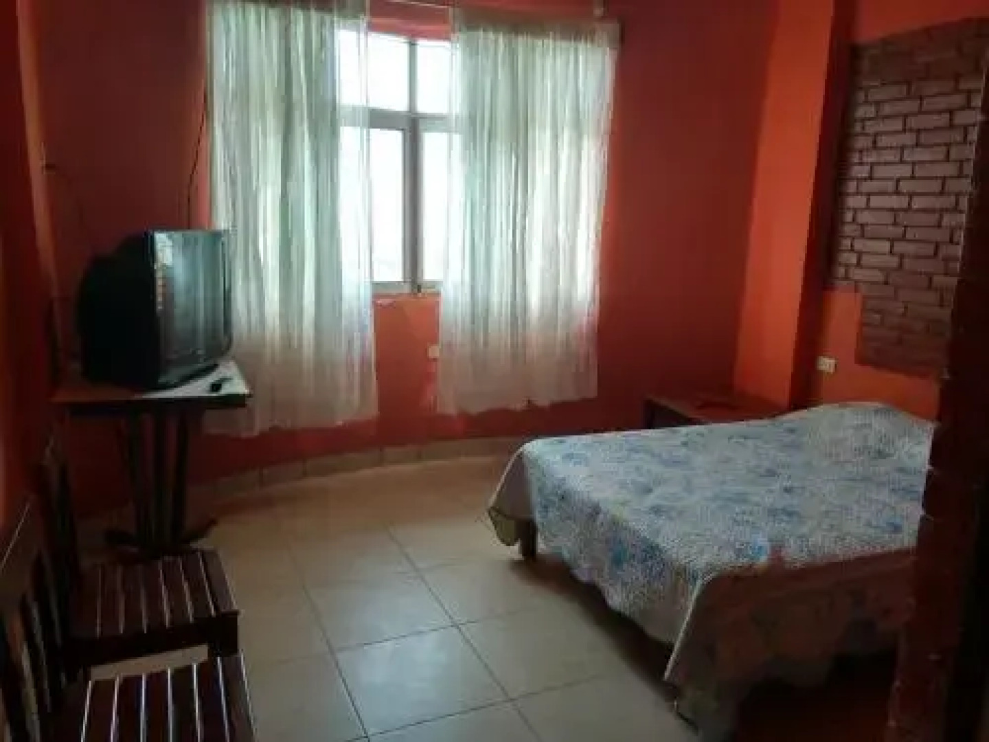 Merlin Beach Bar & Cafe