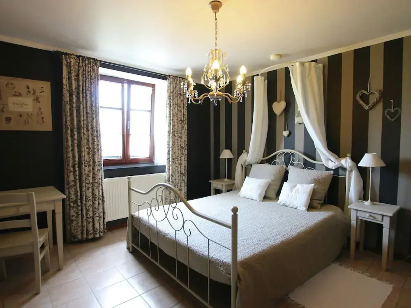 House With 4 Bedrooms in Bertrix, With Enclosed Garden and Wifi